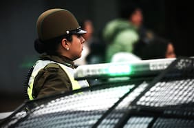 Hombre desnudo se arroja a los vehículos en ruta que conecta Chile y Argentina en el extremo sur