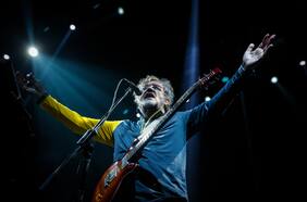 La fiesta y el delirio de Emir Kusturica: mira las mejores imágenes de su show en Chile