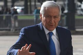 Heraldo Muñoz afirma que “sería imprudente” hacer referencia a Trump en cumbre “Democracia Siempre”