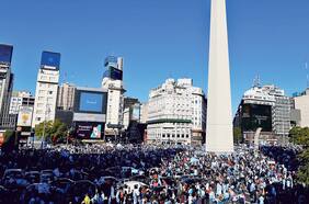 Desempleo alcanza máximo en 15 años en Argentina en segundo trimestre por pandemia