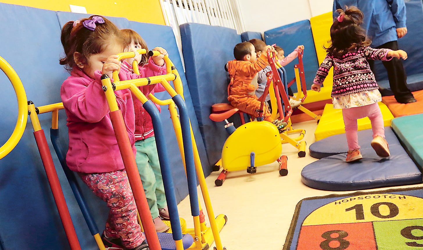 Durante 2027, la Ley de los 60 minutos partirá implementándose en la educación parvularia y de primero a cuarto básico.