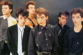 Sin disfraz: el libro que revela la interna de Virus en primera persona