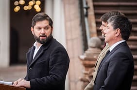 “Cada vez se complica más” y “hay responsabilidad política”: oposición critica a Boric por su declaración ante Fiscalía por caso Monsalve