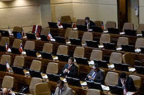 ¿Seguridad, pensiones o economía? ¿Qué proyectos debiese priorizar el Congreso en este nuevo año legislativo? ¡Dinos tu opinión!