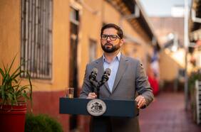 Cómo entender en 5 claves el intento del gobierno por avanzar en un pacto fiscal por partes y de dudoso piso político