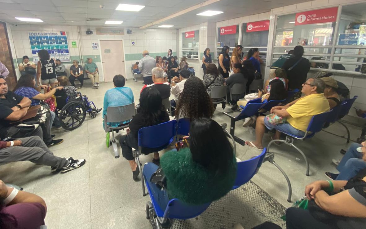 Listas de espera: consultas nuevas de especialidad registran una baja en los últimos meses, pero aumentan las intervenciones pendientes