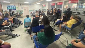 Listas de espera: Salud destaca reducción, pero expertos advierten que el problema sigue lejos de resolverse