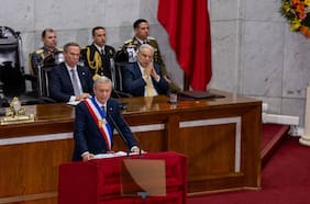 Kast insiste en llamado a aprobar la megarreforma y afirma que Chile debe volver a crecer al 4%
