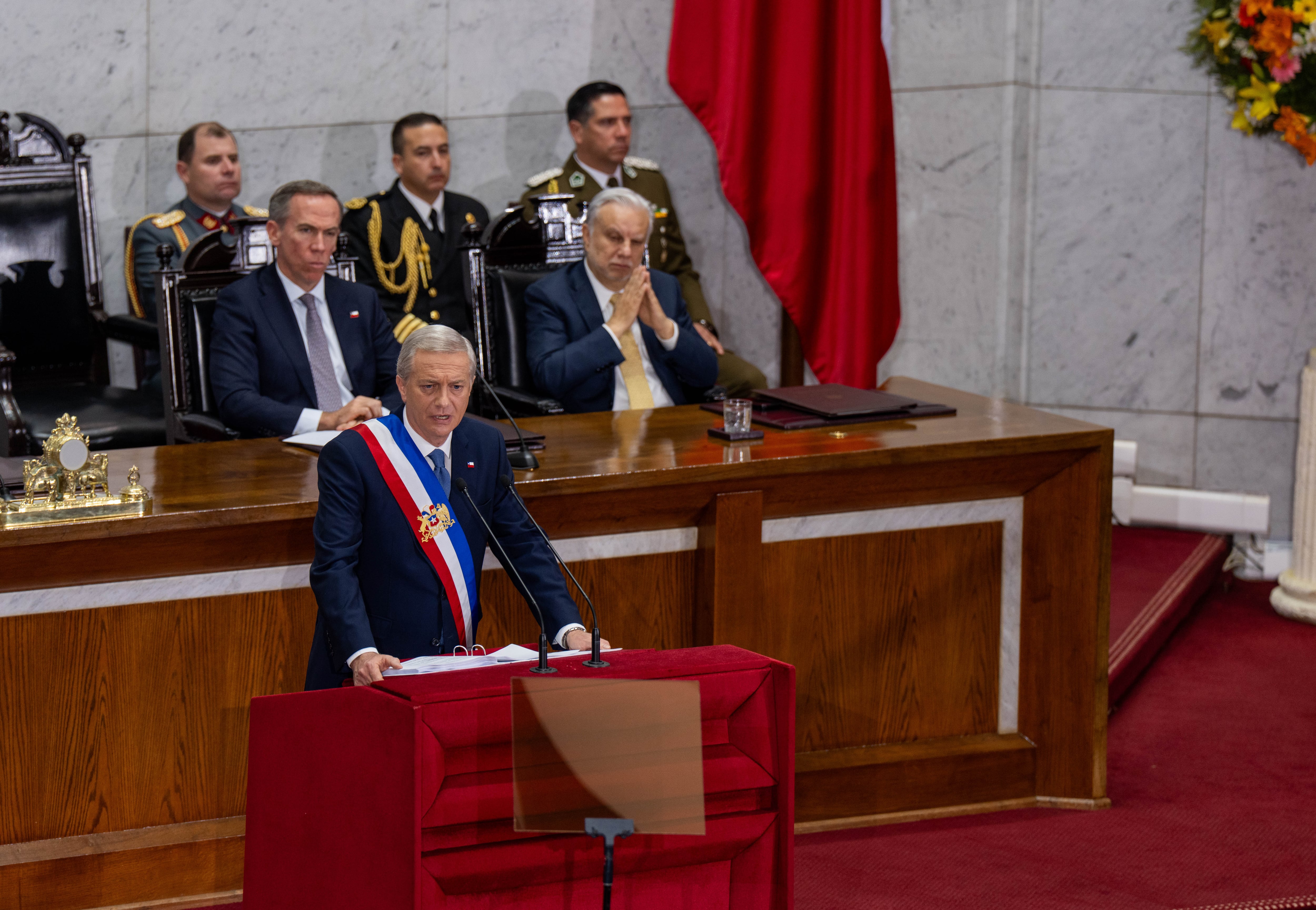 Kast insiste en llamado a aprobar la megarreforma y confirma meta de crecer al 4% al final de su gobierno