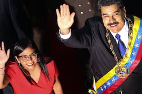 Exvicepresidente colombiano dice estar “absolutamente seguro que Delcy Rodríguez” entregó a Maduro