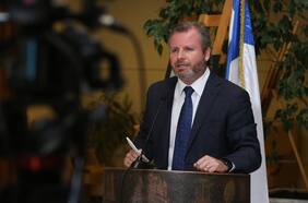 Baja en la UDI: diputado Renzo Trisotti renuncia a su militancia