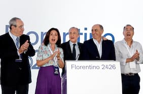 Florentino Pérez vence a Enrique Riquelme y es reelecto como presidente del Real Madrid hasta 2030
