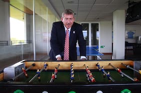 Carlos Heller rompe el silencio y deja abierto su retorno al fútbol: “Me trataron muy mal, fue duro”