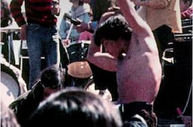 Un alargador de 3 km, un escenario en San Carlos de Apoquindo y una roca dinamitada: las desconocidas historias de Piedra Roja, a 50 años del “Woodstock chileno”