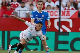 “Importantísimo en el tramo final”: prensa española destaca el rol de Alexis Sánchez en la salvación del Sevilla