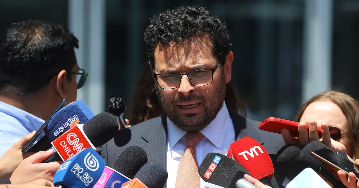 Fiscalía avanza contra exministra Vivanco en trama bielorrusa: defensa desafía imputaciones y revela grietas en la investigación