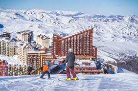 Valle Nevado ya inició su temporada 2024 y lleno de panoramas en la nieve