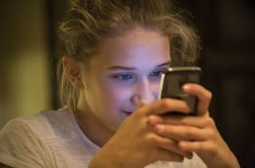 Los efectos negativos de Instagram en los adolescentes, y la millonaria multa que podría pagar Mark Zuckerberg