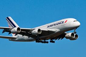 Francia prepara una millonaria inyección de recursos para Air France