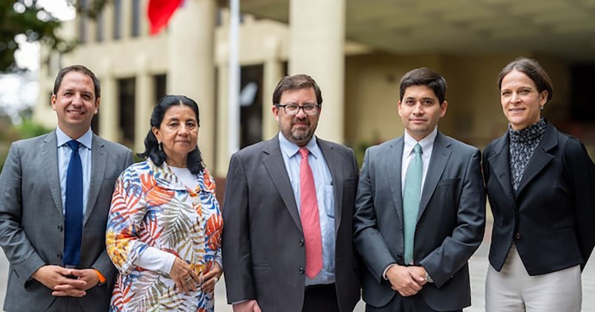 Alerta del CFA: Próximo gobierno enfrentará desafío de ajustar gasto público por US$6 mil millones para estabilizar finanzas