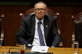 Gobierno confirma insistencia con el proyecto de expulsiones en el Senado en medio de mala racha legislativa de la Segpres