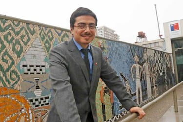 Gobierno nombra como director de la Junaeb al exseremi Fernando Peña y le resta solo una “bala de plata”