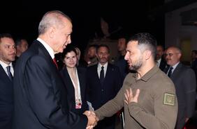 Delegación ucraniana tiene mandato de Zelensky para hablar de una eventual tregua