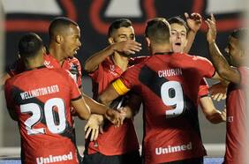 Atlético Goianiense baja a Sao Paulo y avanza hacia la final de la Copa Sudamericana