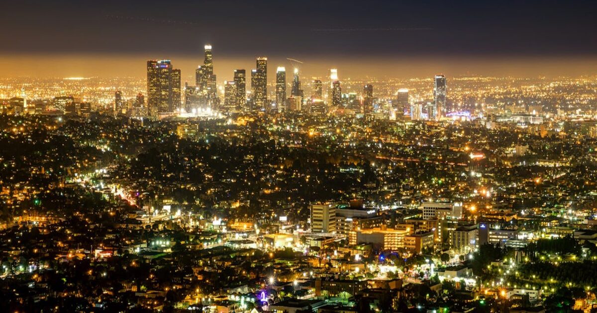 ¿Cuánto te cuesta la contaminación lumínica a tu salud? Soluciones efectivas para un futuro más sostenible