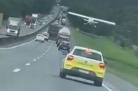 Piloto aterrizó  su avioneta en una  transitada autopista en Brasil