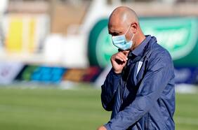 La UC ya vislumbra un futuro sin Paulucci: Cruzados se prepara para buscar técnico y Pizzi se encuentra en Chile