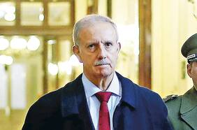 Roban casa de ex general director de Carabineros Alberto Cienfuegos en Providencia: antisociales sustrajeron joyas, una pistola y un vehículo