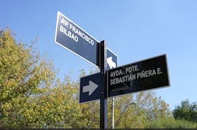 Las Condes inicia instalación de señalética de nueva Avenida Presidente Sebastián Piñera Echenique