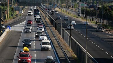 Revisa las rutas y horarios con peaje a luca desde el miércoles por el fin de semana largo