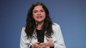 “Se basa en un documento preliminar”: Orellana desmiente cifras de auditoría que detectó irregularidades en Ministerio de la Mujer
