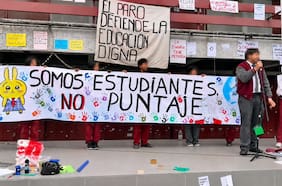 En medio de la pugna de Ñuñoa para no ceder colegios al SLEP, Liceo Augusto D’Halmar se moviliza por mejores condiciones