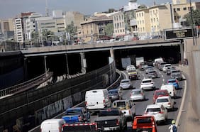 Colisión múltiple entre camiones obliga a cortar ruta en General Velásquez en Cerrillos