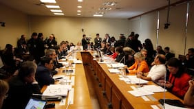 Oposición arremete contra aprobación de rebaja de impuestos a empresas: “Es la reforma de los súper ricos”