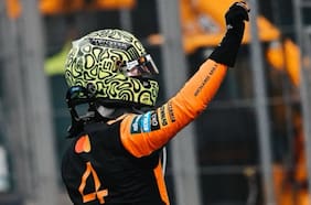 Lando Norris gana el sprint en Brasil y le da un golpe a un accidentado Oscar Piastri en la pelea por el título