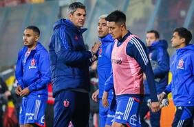 El duro cara a cara entre Mauricio Pellegrino y el plantel de la U tras las críticas del DT a Azul Azul
