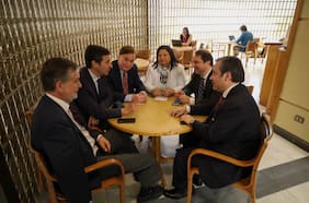 Partidos de oposición se abren a llegar a pactos, pero sin alza de impuestos