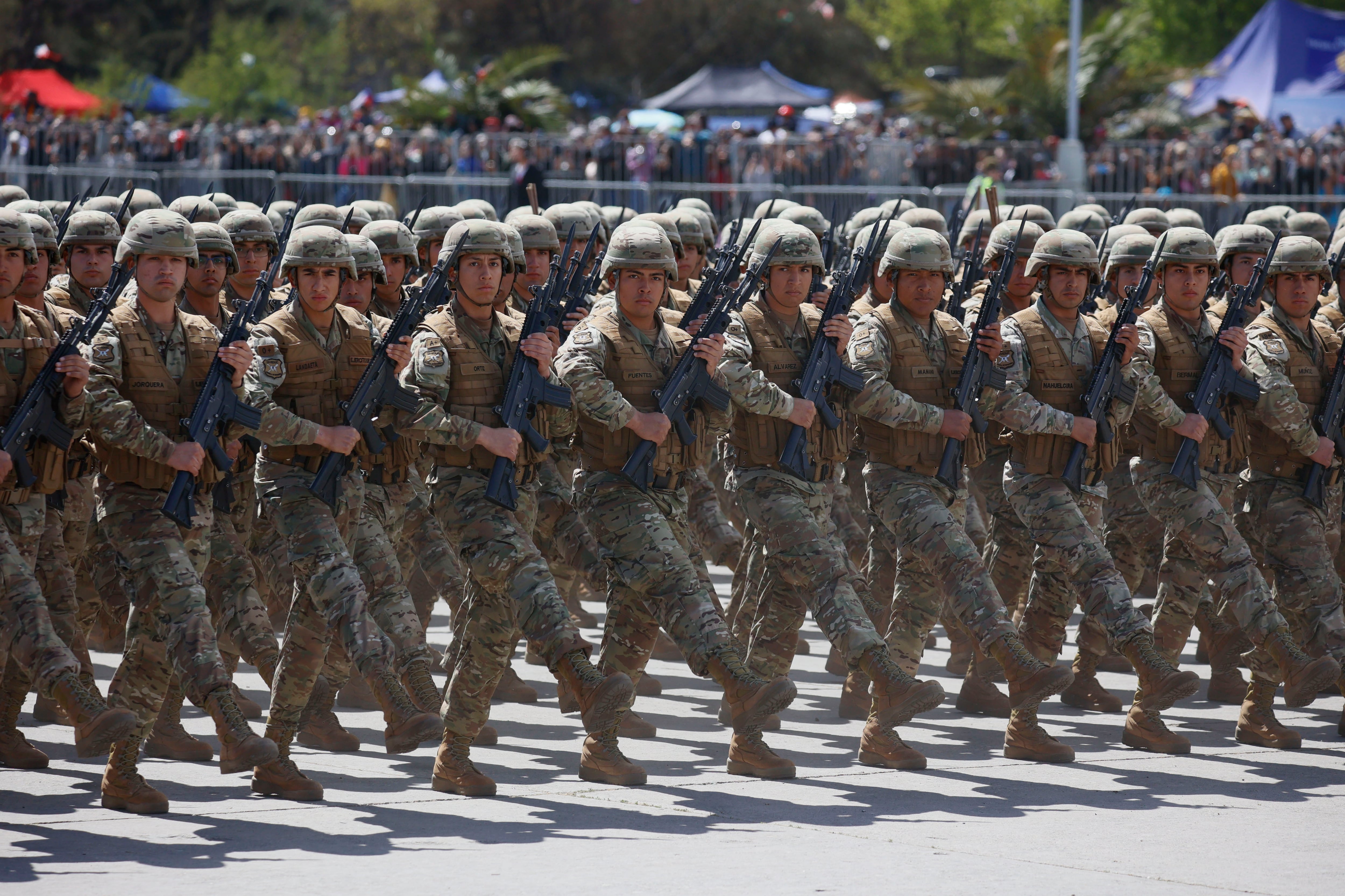 Parada Militar será la más grande en 17 años y estará marcada por rol especial del Ejército e inclusión de la Virgen del Carmen