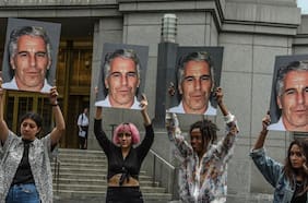 La agenda de Jeffrey Epstein: Reuniones con Bill Gates, el ahora director de la CIA, Woody Allen y Chomsky