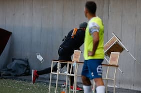 “Cara dura, atorrante”: el enojo del DT de Everton tras ser expulsado ante Audax