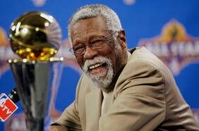 La NBA está de luto: a los 88 años muere Bill Russell, la leyenda que logró más títulos en la historia de la liga
