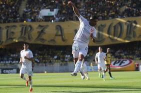 Palacios, al rescate: la U sigue intratable en la lucha por el título y se lleva tres puntos de oro de Coquimbo
