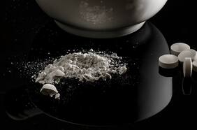 Burundanga: ¿Existe una droga que con solo tocarte te haga perder la conciencia?