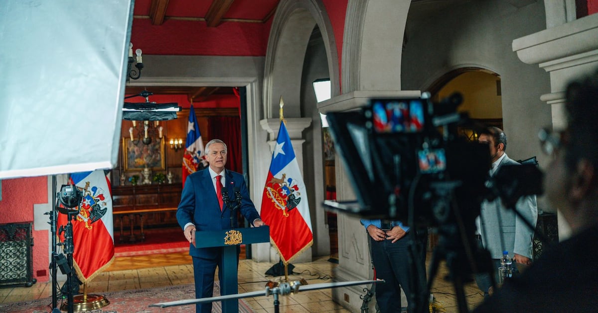 Cadem: rechazo a megarreforma de Kast sube a 51% y mayoría se opone a rebaja de impuestos a empresas - La Tercera