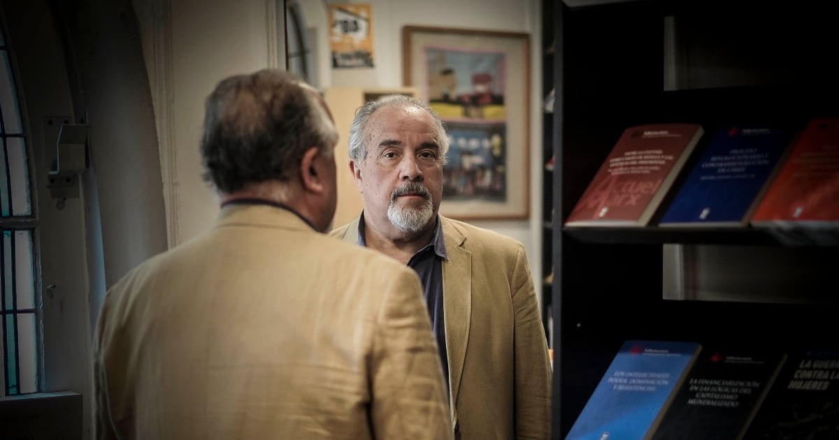 Ramón Díaz Eterovic: “Si uno quiere palpitar lo que se vive en cada país, es bueno empezar desde la novela negra”