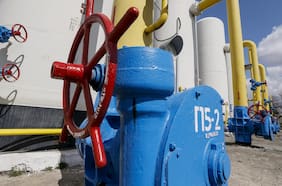 Gazprom detiene los flujos de gas a Europa a través de Ucrania y tensa al mercado energético